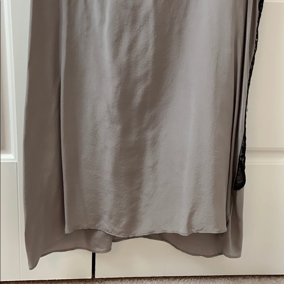 Lace back silk tank top - Picture 9 of 10